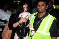 Aishwarya Rai Baby Aradhya Photos